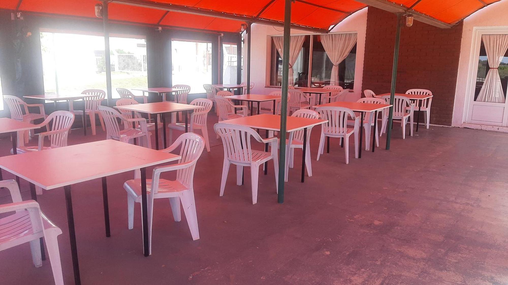 Hotel Y Restaurant Don Quijote Macachín Kültér fotó